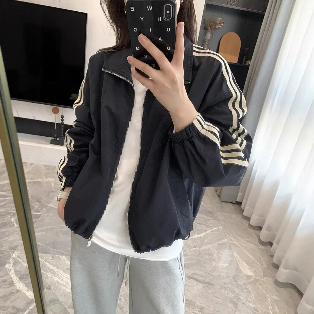 三线拼接*秋季立领冲锋衣宽松短女外套薄款时尚休闲百搭韩版上衣