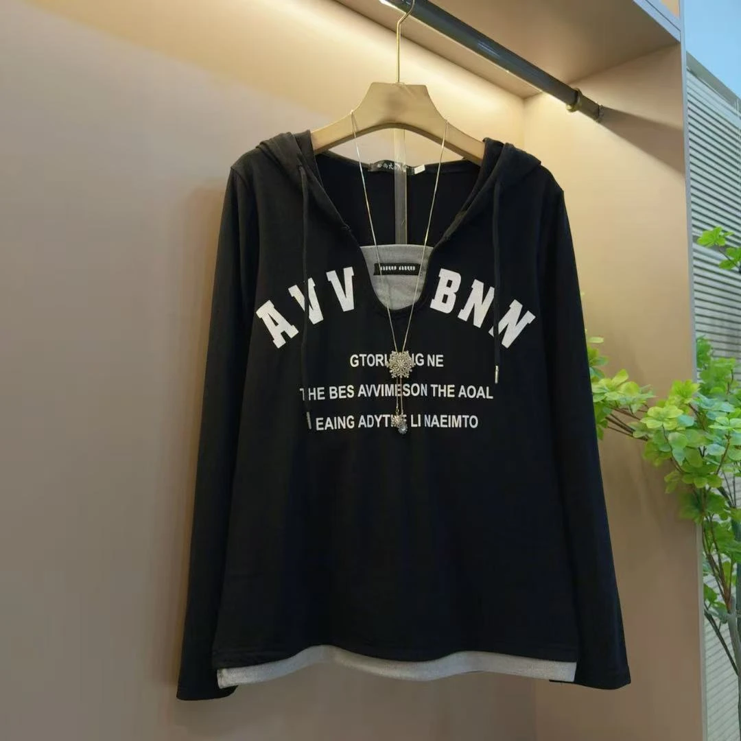 新款字母印花拼接连帽假两件洋气百搭磨毛上衣（长62左右）