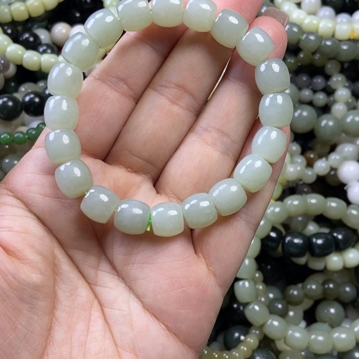 和田玉未镶嵌手链卡10