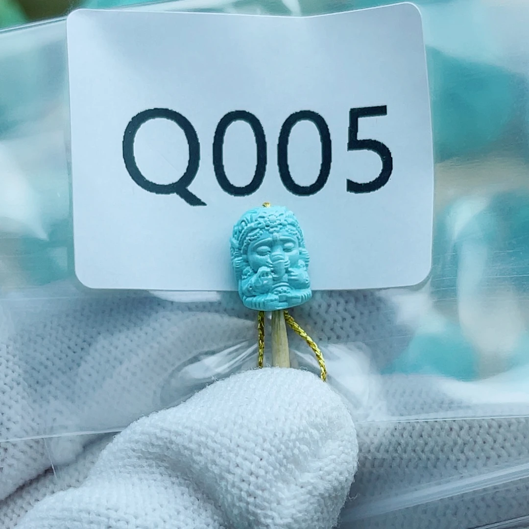 甜***甜绿松石未镶嵌珠宝奇石