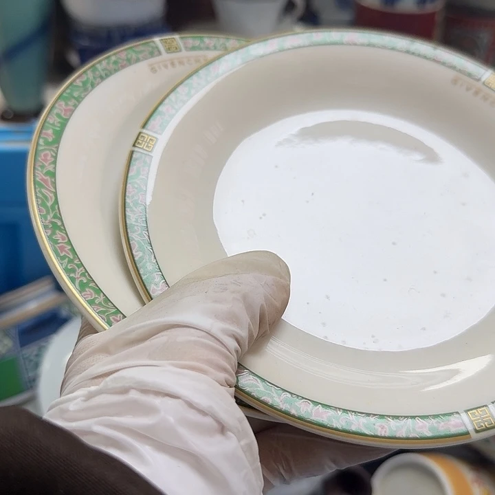 瓷片莎****ʔ开播啦…开播啦