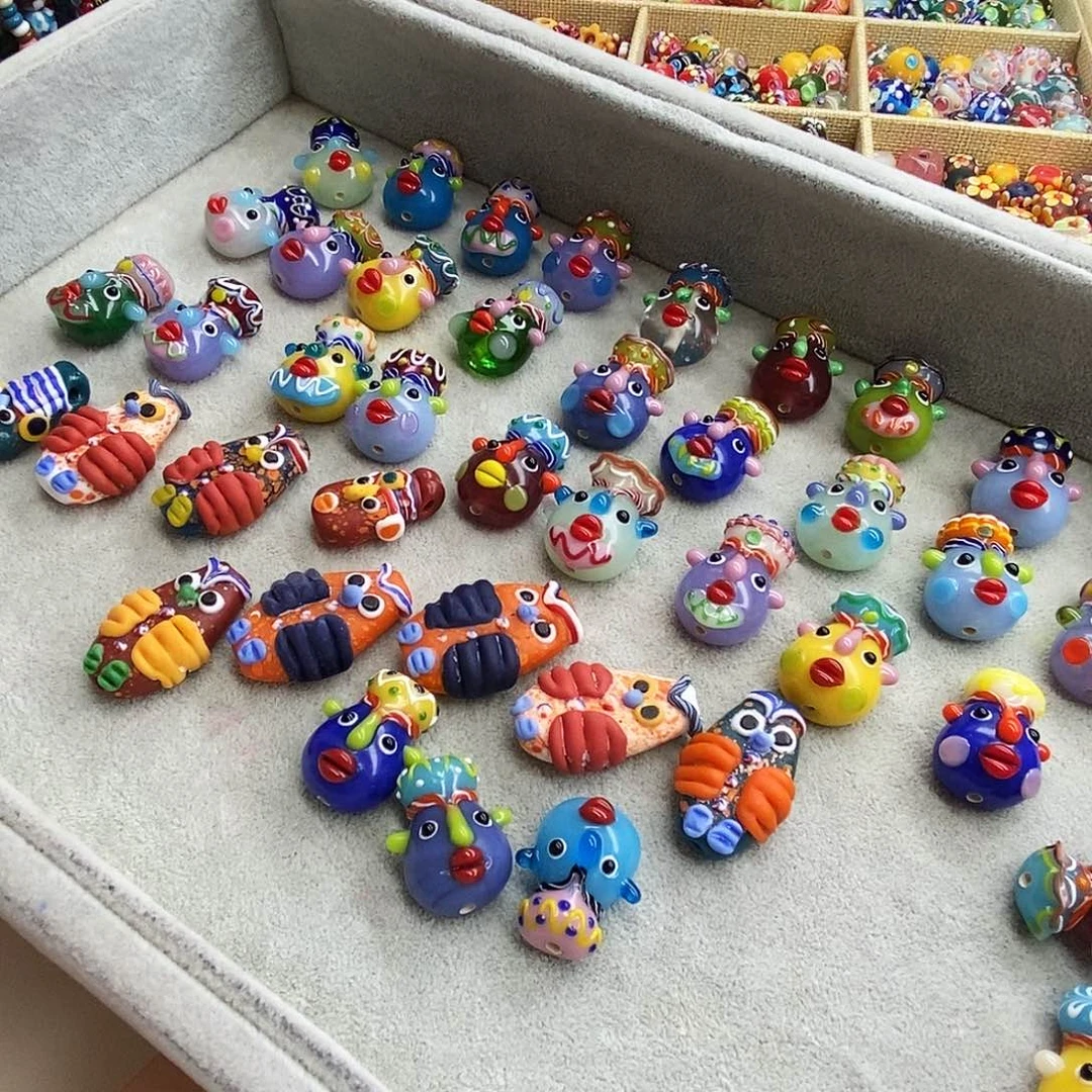 琉璃颈饰阿拉丁娃娃吊坠一颗