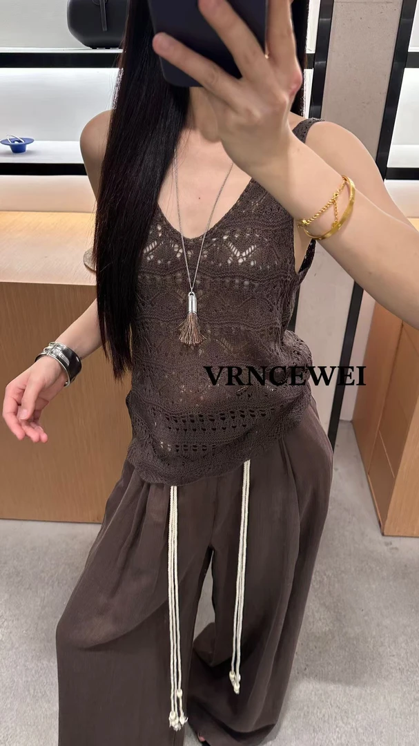 福秒-镂空钩花～V领吊带背心 （657R9969#）VRNCEWEI