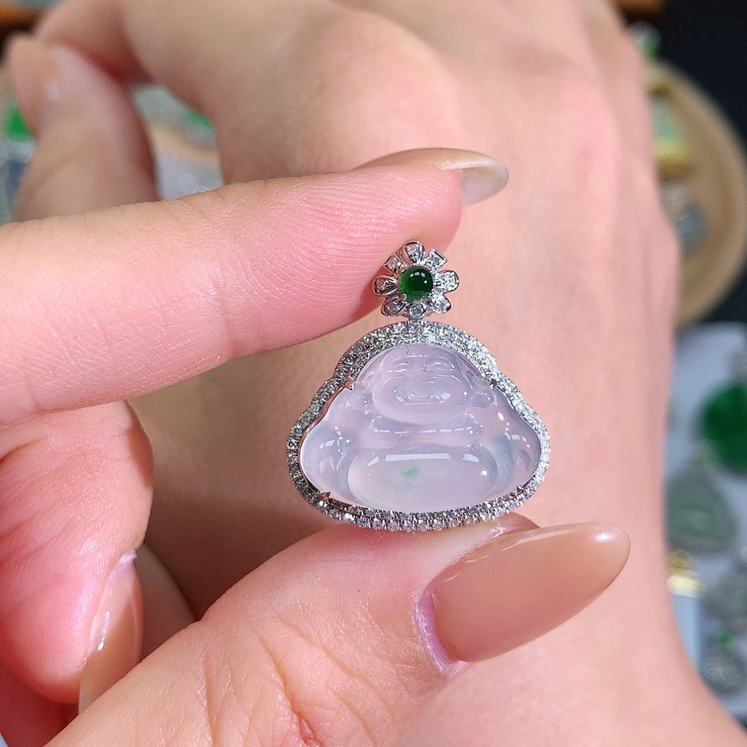 翡翠18K金镶嵌颈饰翡翠