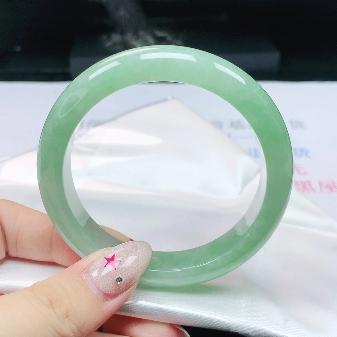 翡翠手镯未镶嵌翡翠55.9
