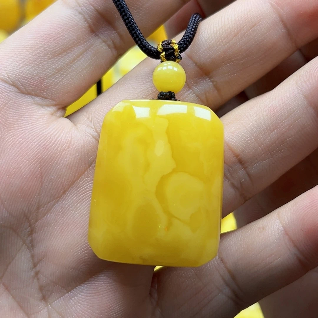 未镶嵌蜜蜡珠宝奇石