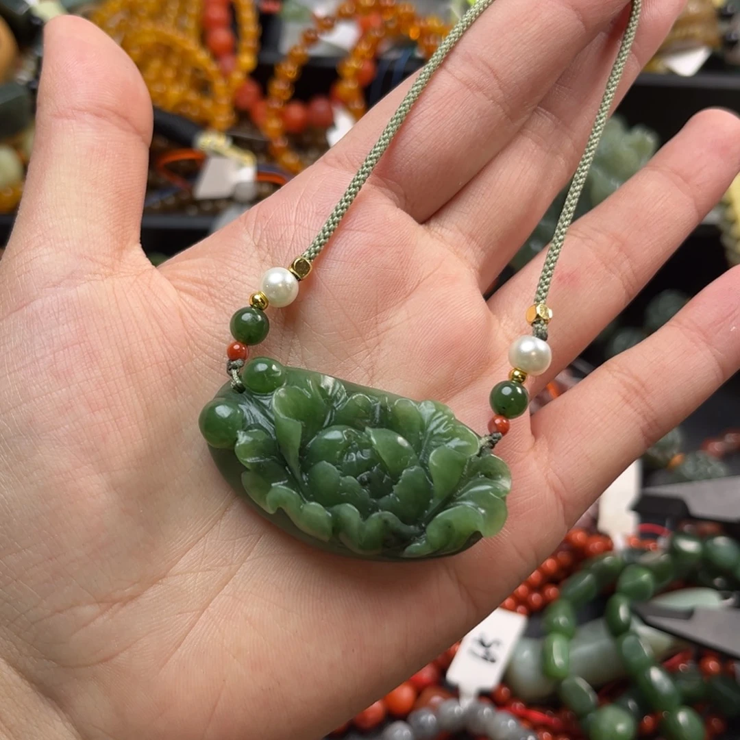 和田玉未镶嵌珠宝奇石