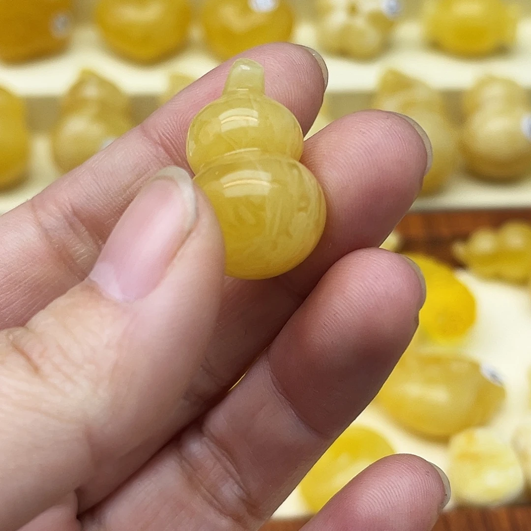 蜜蜡未镶嵌裸石天然