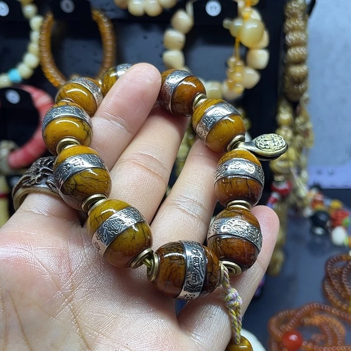 崔***五木质非金属手工制作