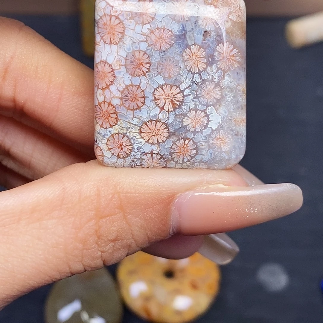 硅化玉颈饰合金S***n吊坠