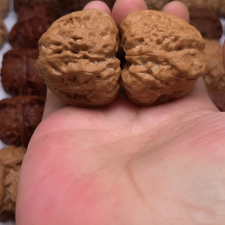 文玩核桃吊坠我想要