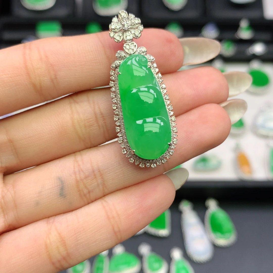 翡翠18K金镶嵌吊坠(不含链)