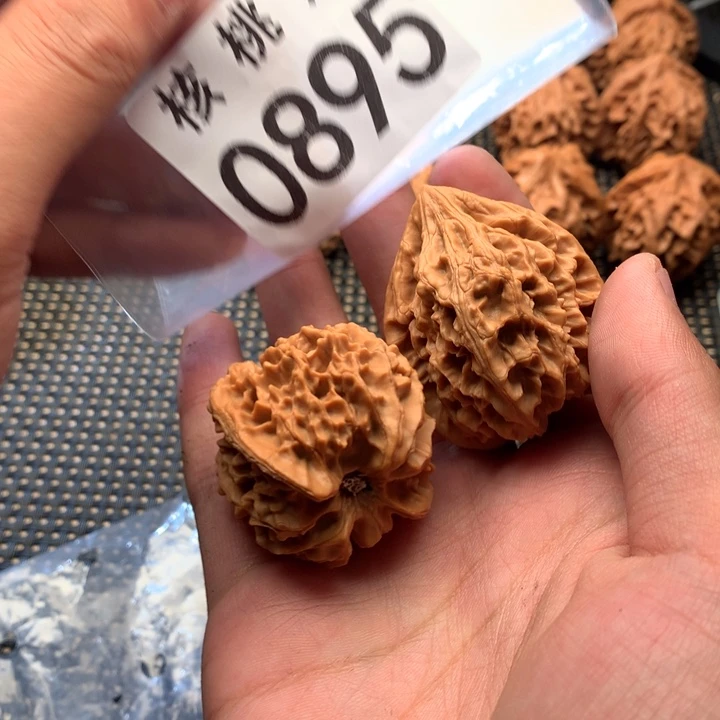 吊坠文玩核桃龙门涧