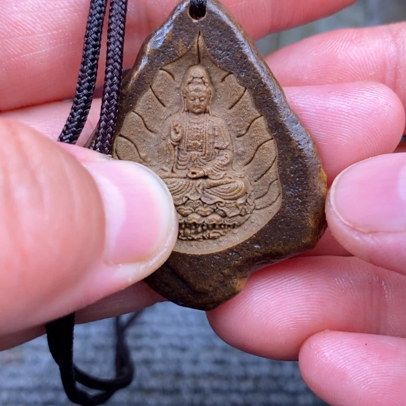 【闪购商品】原石雕刻手把件