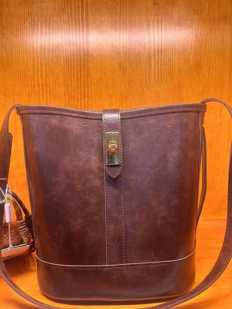 （亮牌灯点关注才可以拍）单肩斜手提包气质手提包肩包经典轻奢时尚