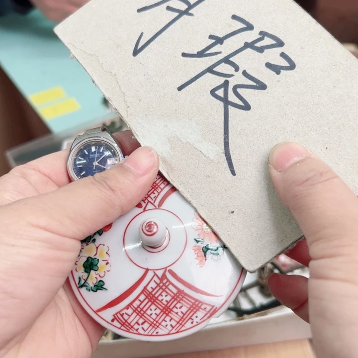 摆件蓦****疼一个瓷器默认微瑕
