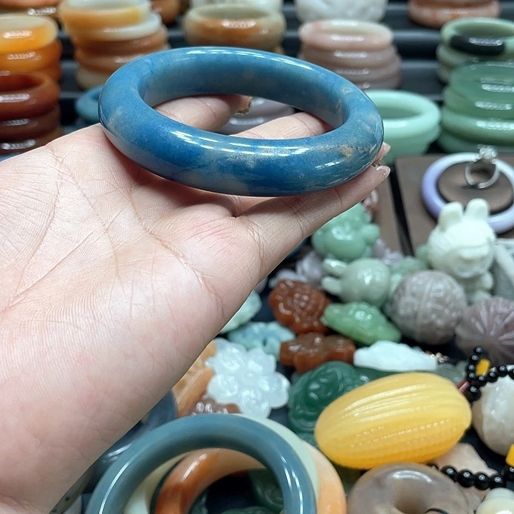 石英质玉手镯合金贵*