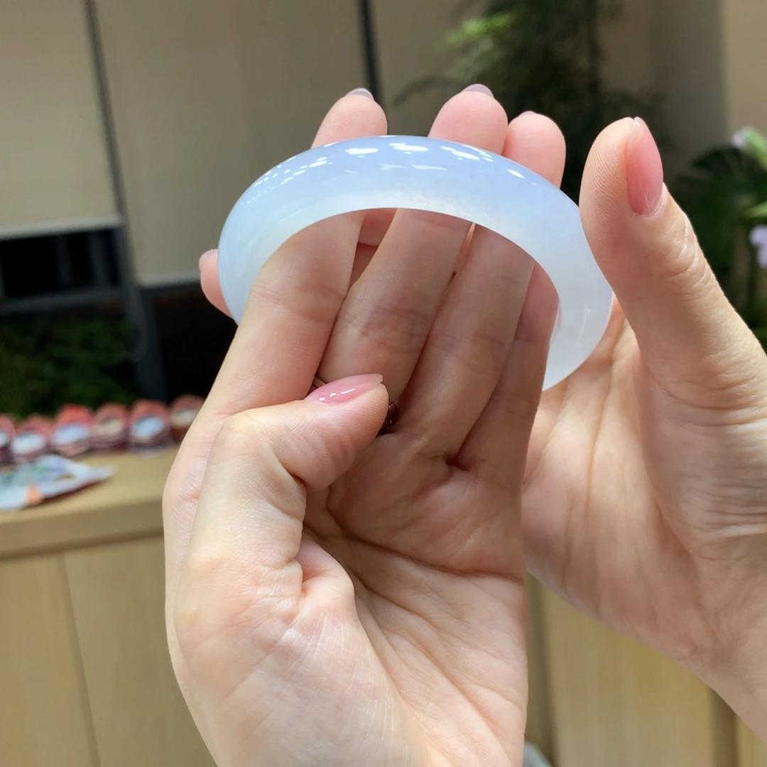 翡翠手镯未镶嵌?***?不退不换