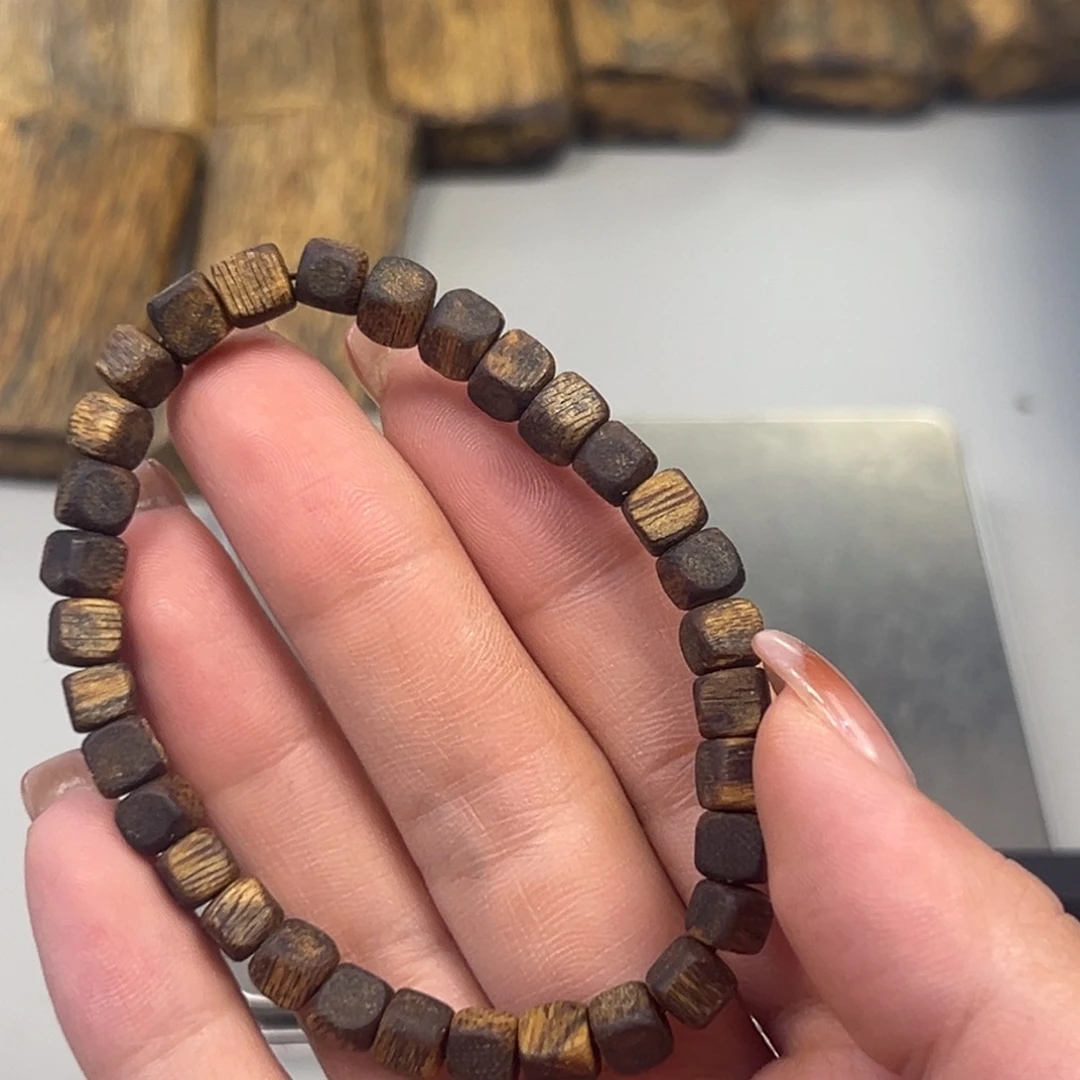 沉香沉香碎屑奇楠沉香老料s f g