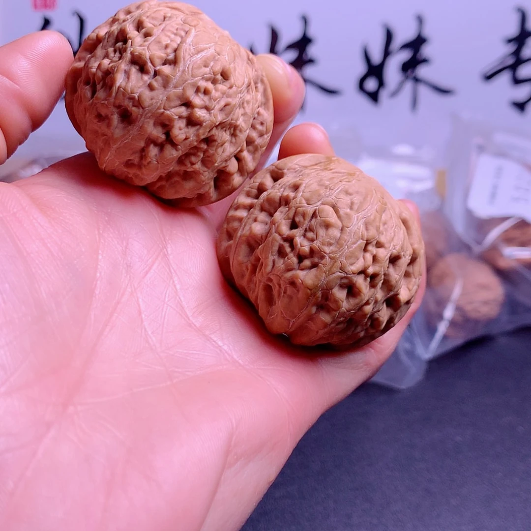 【闪购商品】把件文玩核桃十*。铁锤45