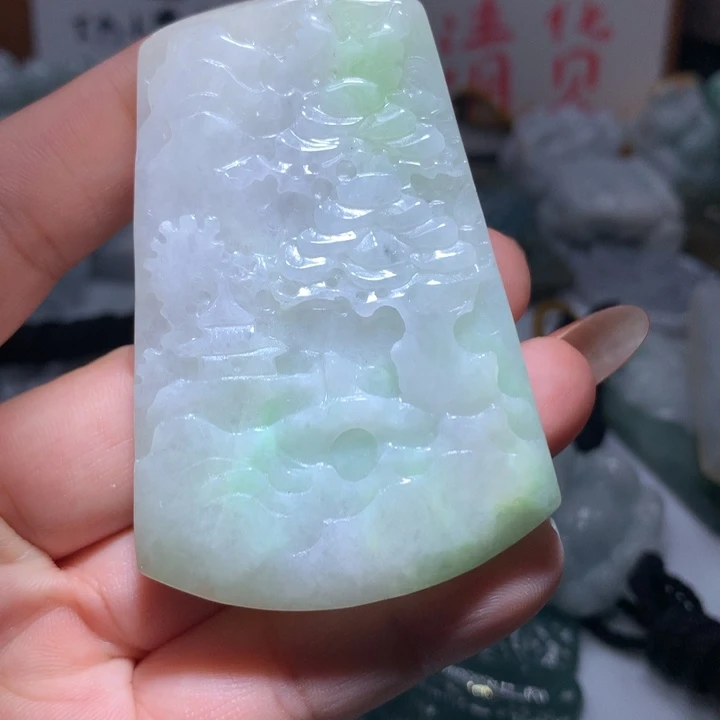 翡翠未镶嵌颈饰保真天然A货翡翠