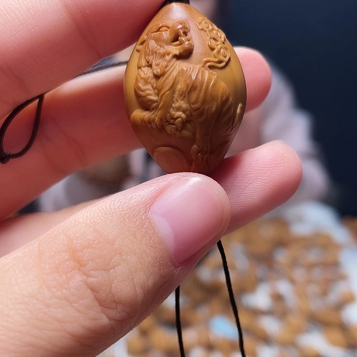 橄榄核吊坠橄榄核