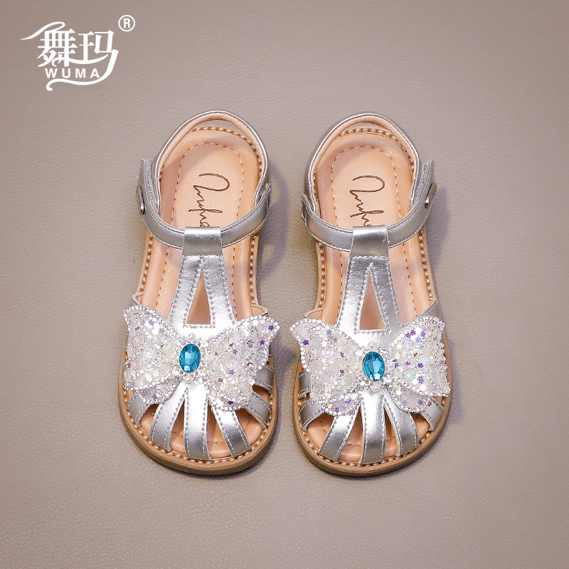 舞玛儿童凉鞋2025新款夏季女孩包头软底水晶蝴蝶时装单鞋527070
