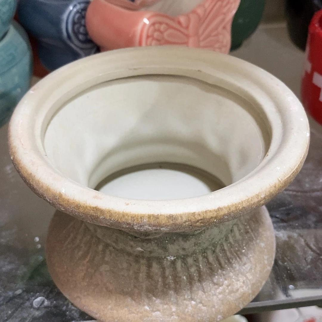 摆件陶盆有孔 瑕疵介意勿拍