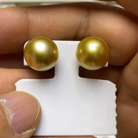 海水珍珠18K金镶嵌耳饰