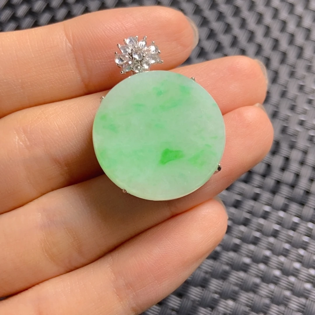 颈饰银S925镶嵌翡翠