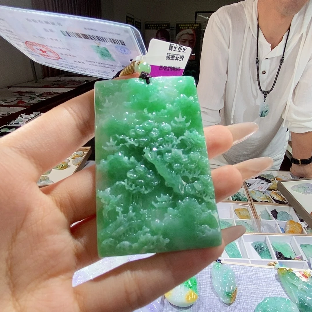 翡翠未镶嵌颈饰翡翠