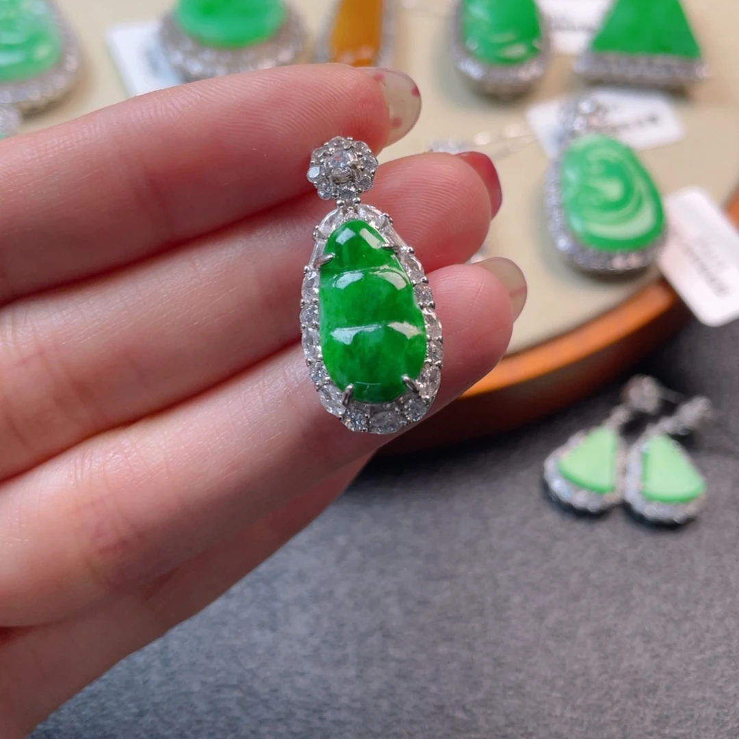 翡翠吊坠(不含链)银S925镶嵌