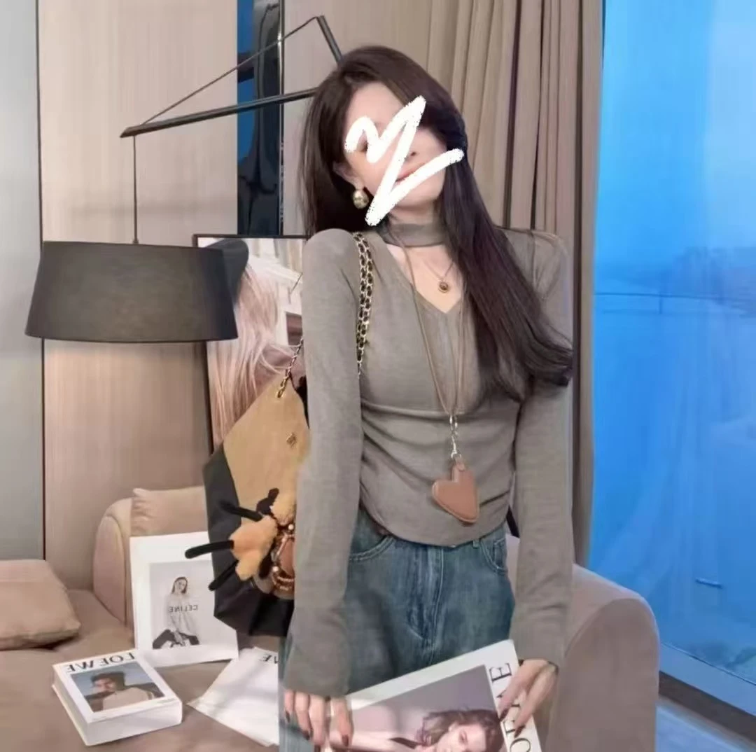 挂脖V领长袖百搭显瘦时尚ins设计感T恤女