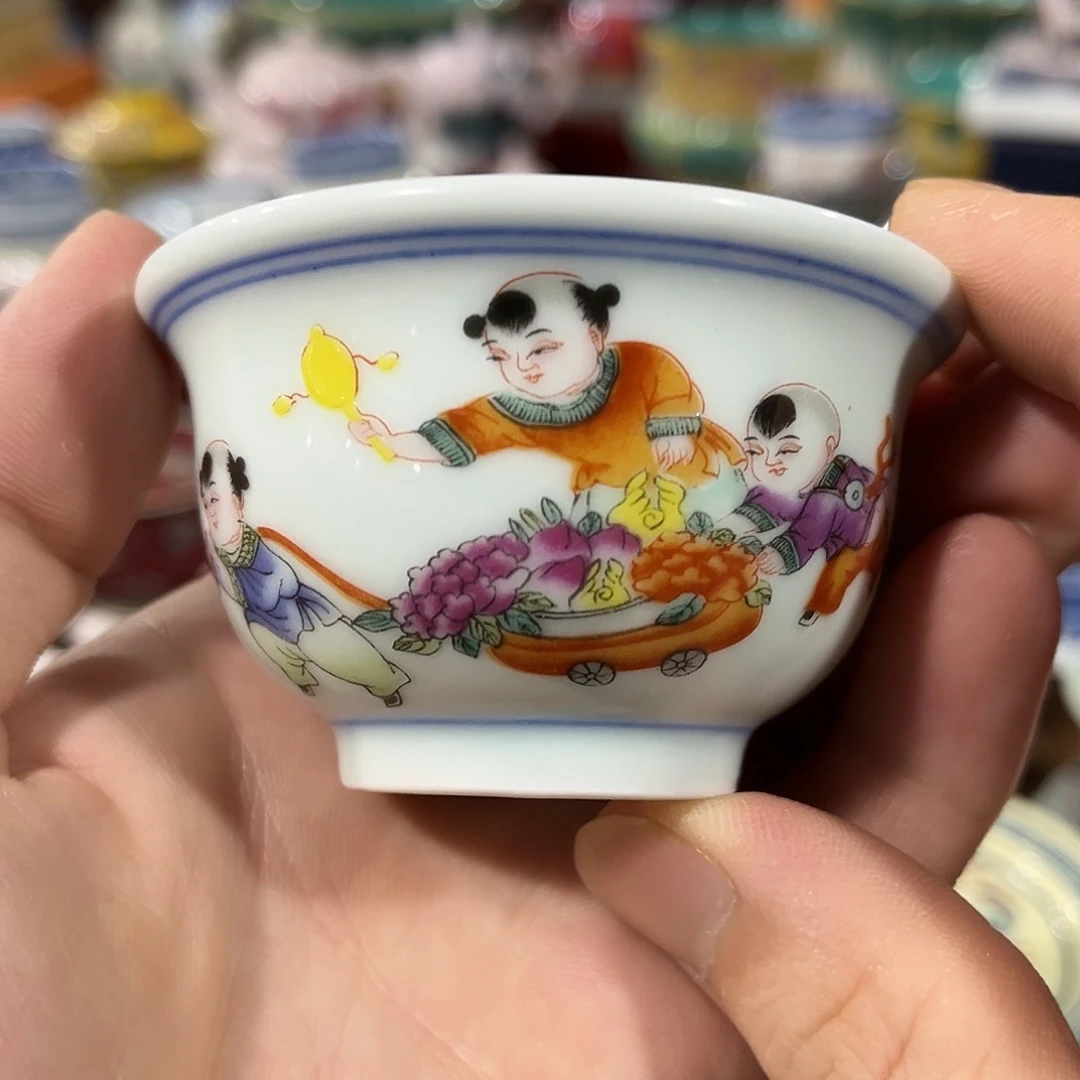 摆件////景德镇陶瓷杯子。