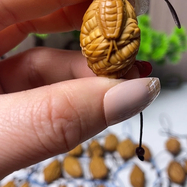 橄榄核吊坠橄榄核