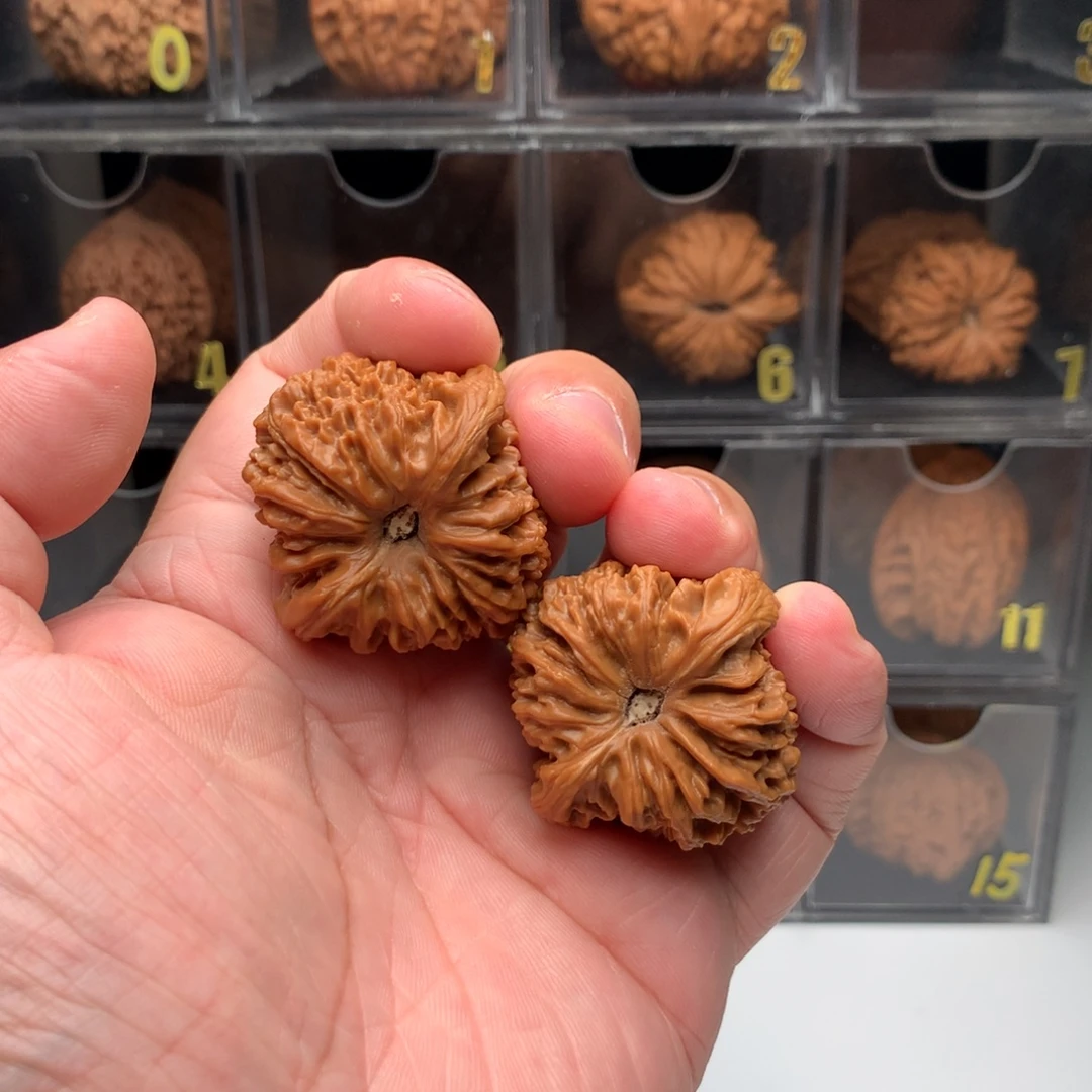 G***a吊坠桃核文玩核桃123456