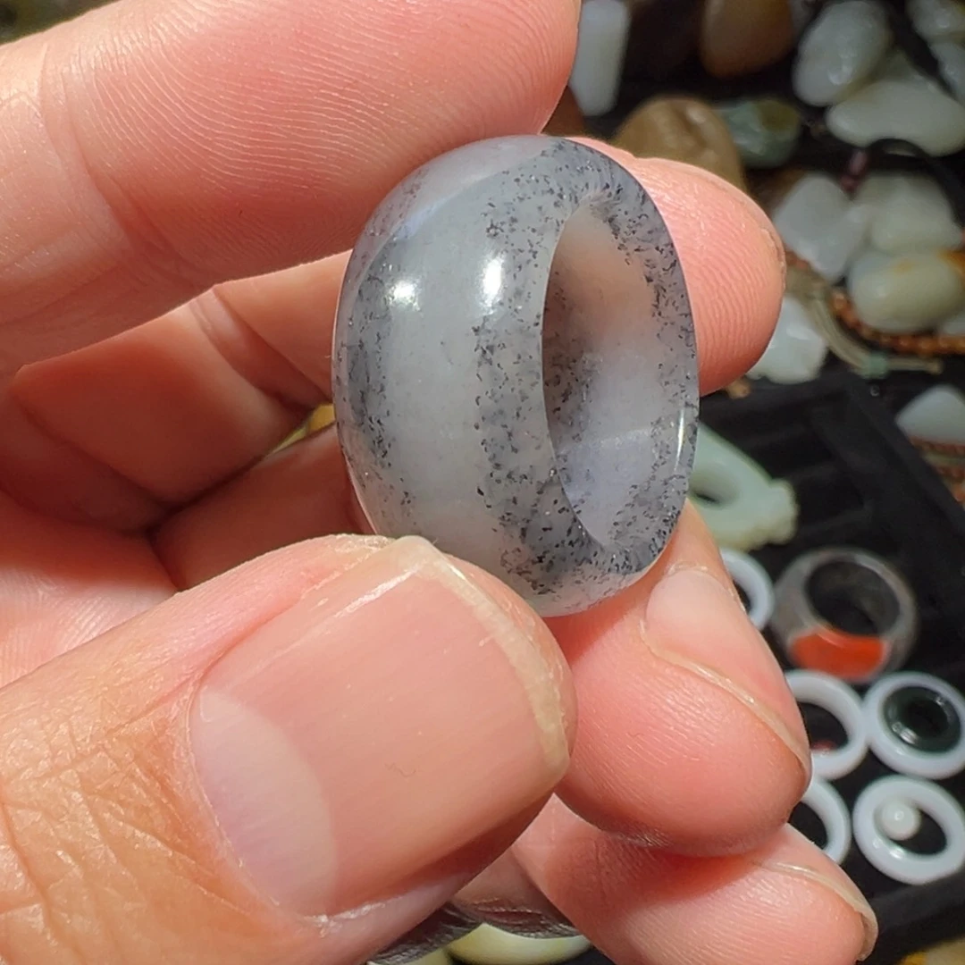 和田玉戒指未镶嵌