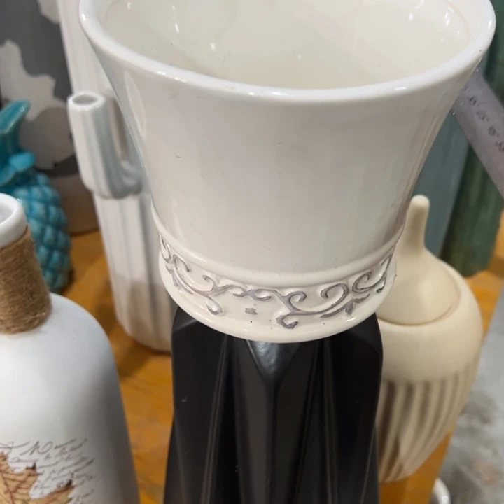 陶瓷花瓶摆件微瑕捡漏出