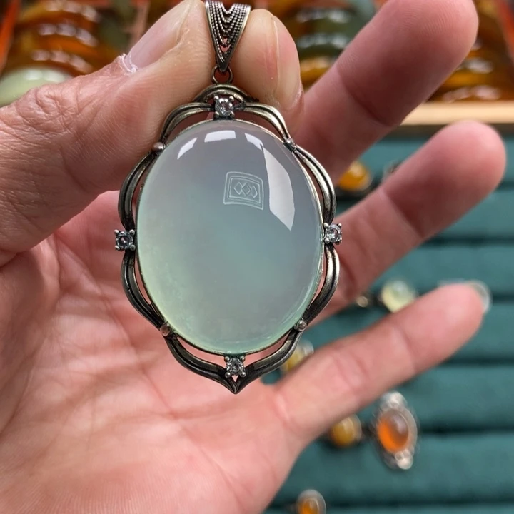 蛇纹石玉手镯未镶嵌天*