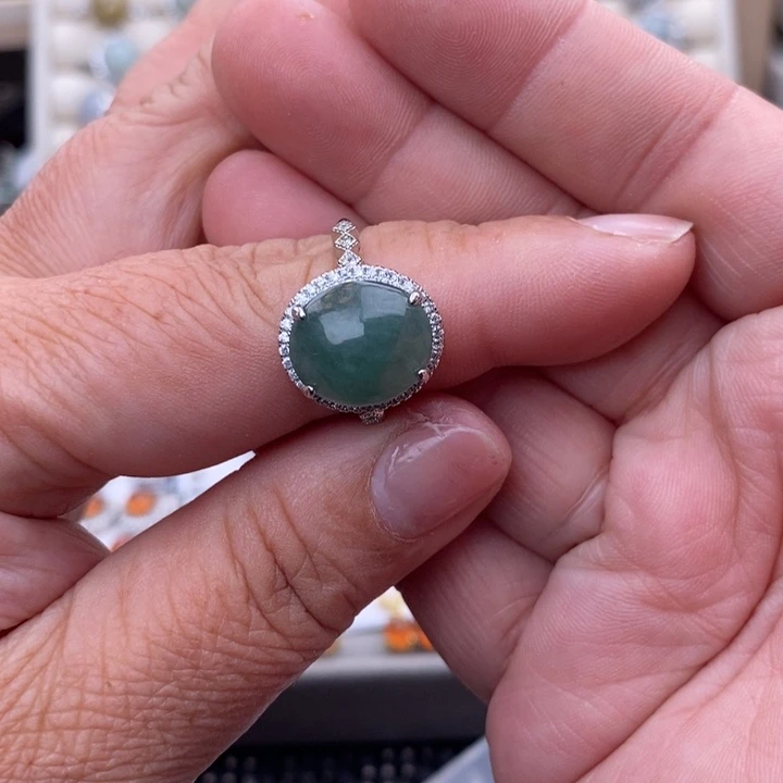 未镶嵌戒指翡翠缅甸