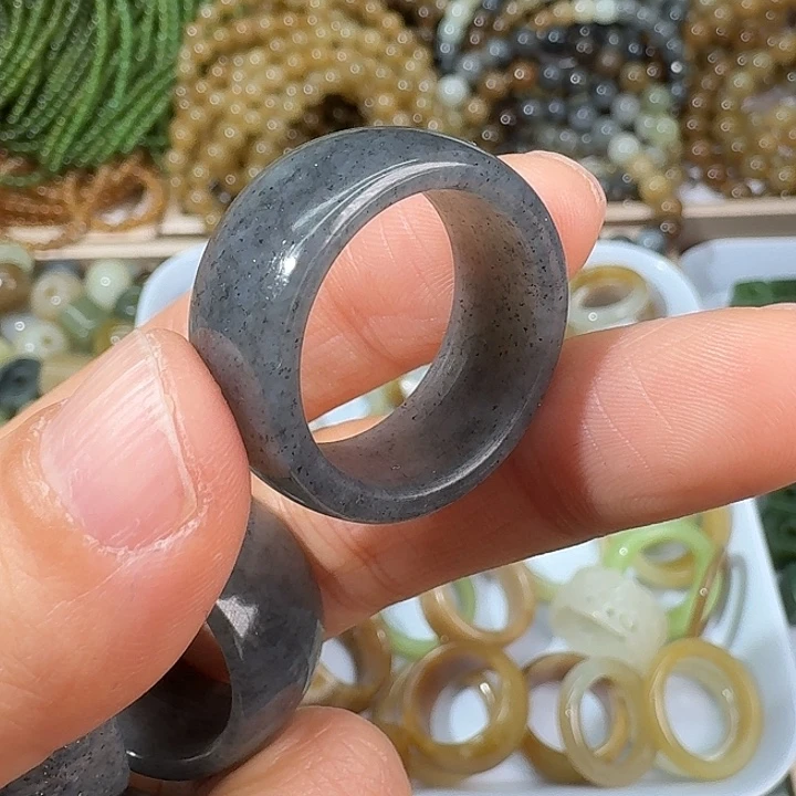 和田玉未镶嵌戒指20.5内径