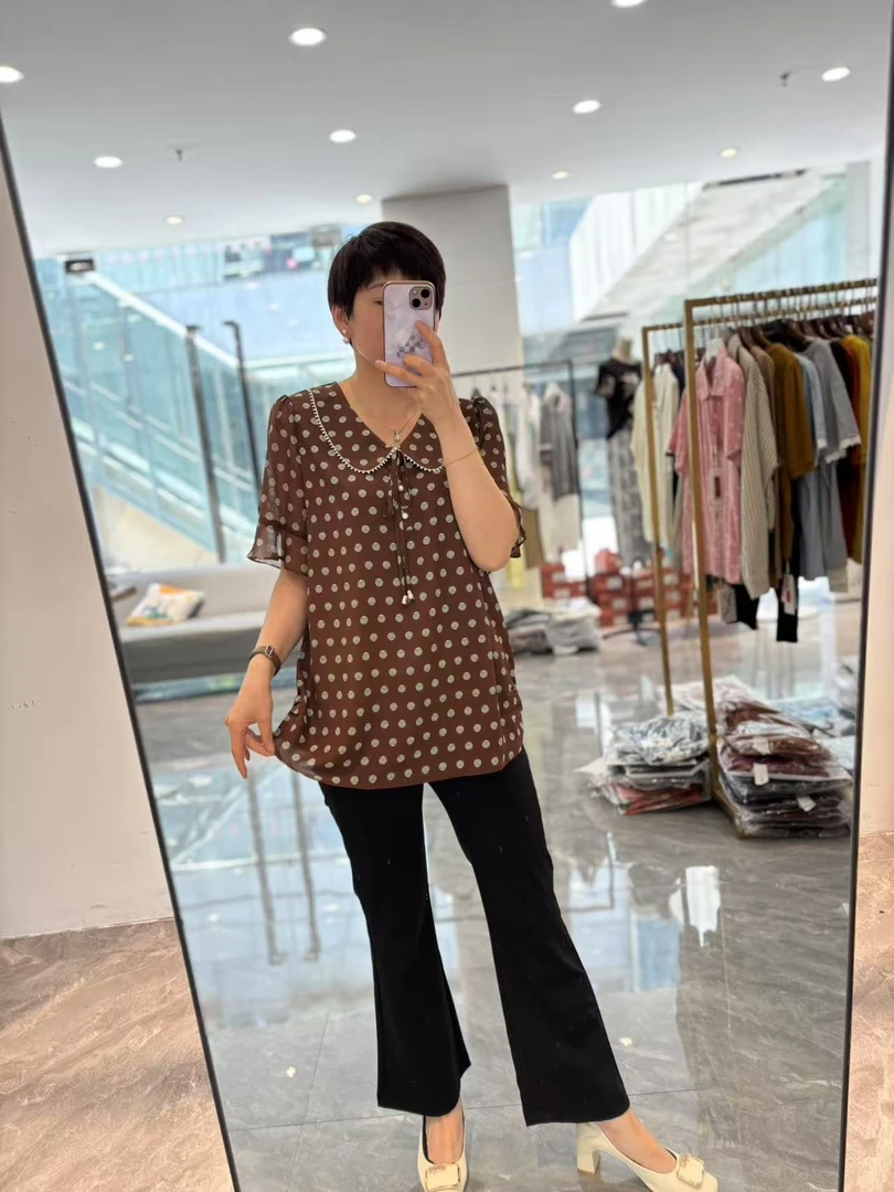 【丽丽家】大码女装高端波点娃娃领显瘦短袖25