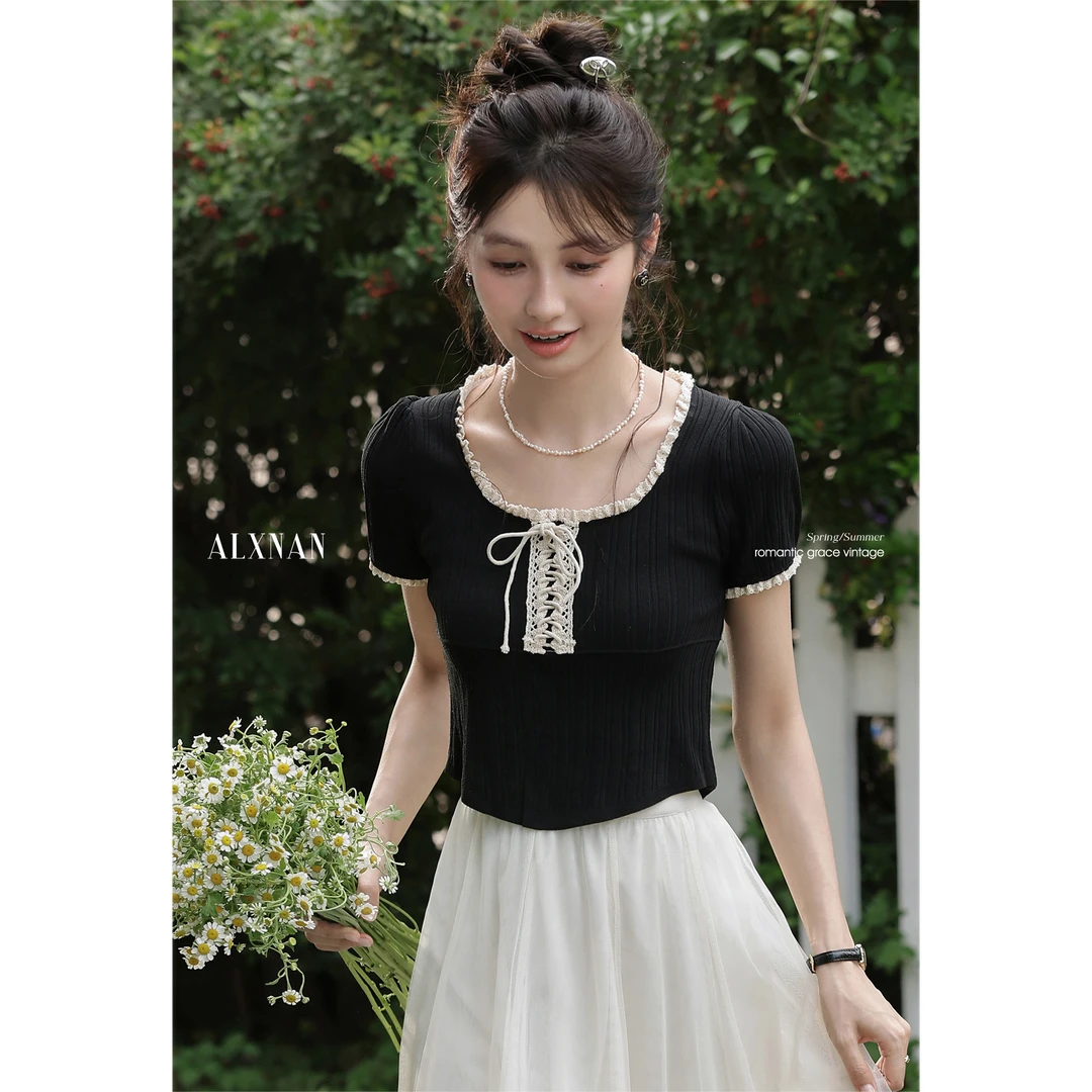 【粉丝福利】鹿向南「矜雅纤柔」小众短袖女t恤夏新显瘦上衣L551152