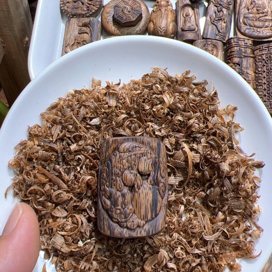 沉香沉香碎屑绿棋楠6.7克雕刻