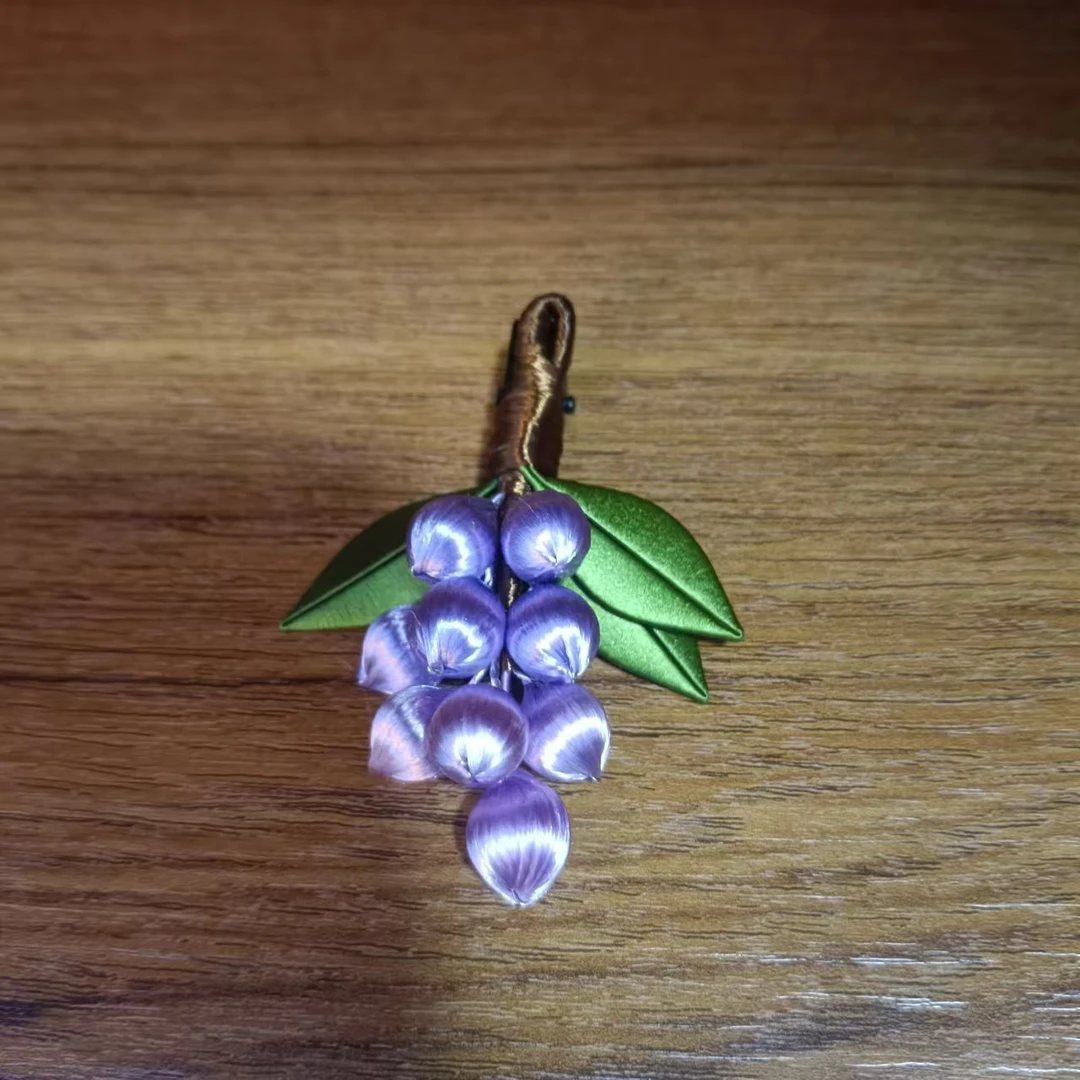 65 紫色葡萄边夹非遗掐丝绒花蚕丝点翠流苏发簪发饰边夹日常百搭