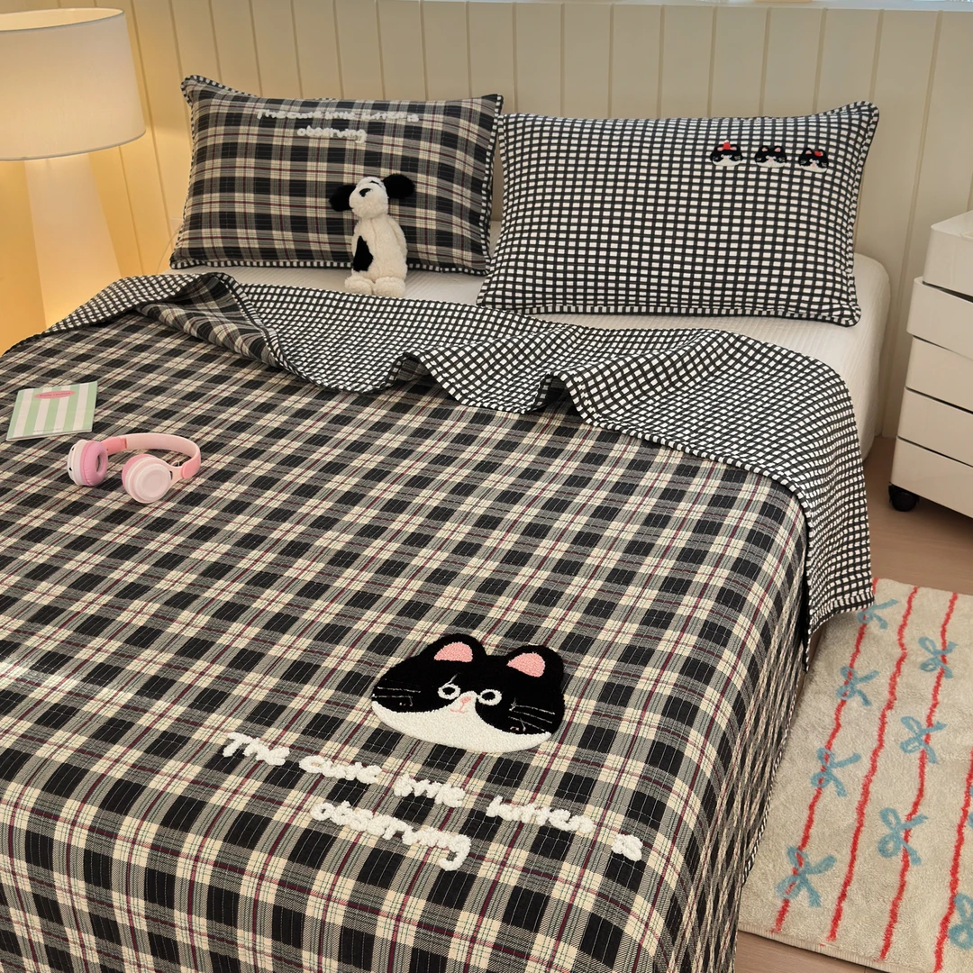 四季款炕盖双面纯棉两用夹棉床单水洗两用毛巾绣床盖1.8床三件套