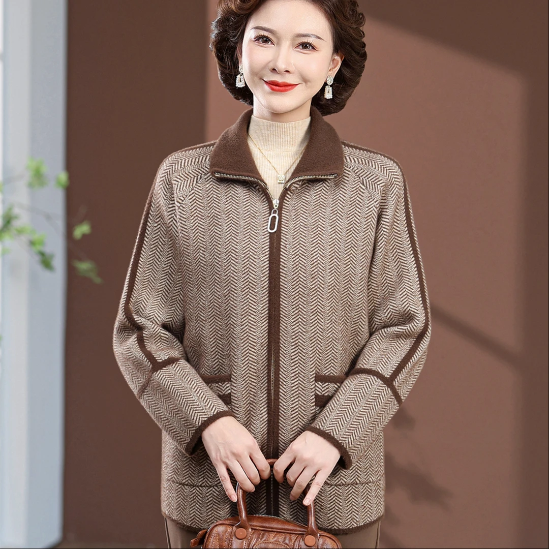 新款秋冬季宽松大码上衣洋气减龄中年妈妈时尚外套上档次毛呢大衣