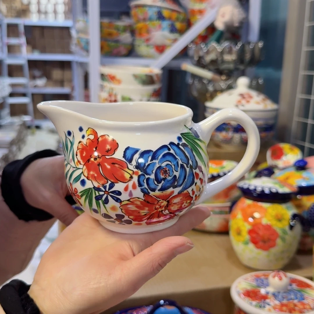 瓷片繁花550毫升小奶壶一只