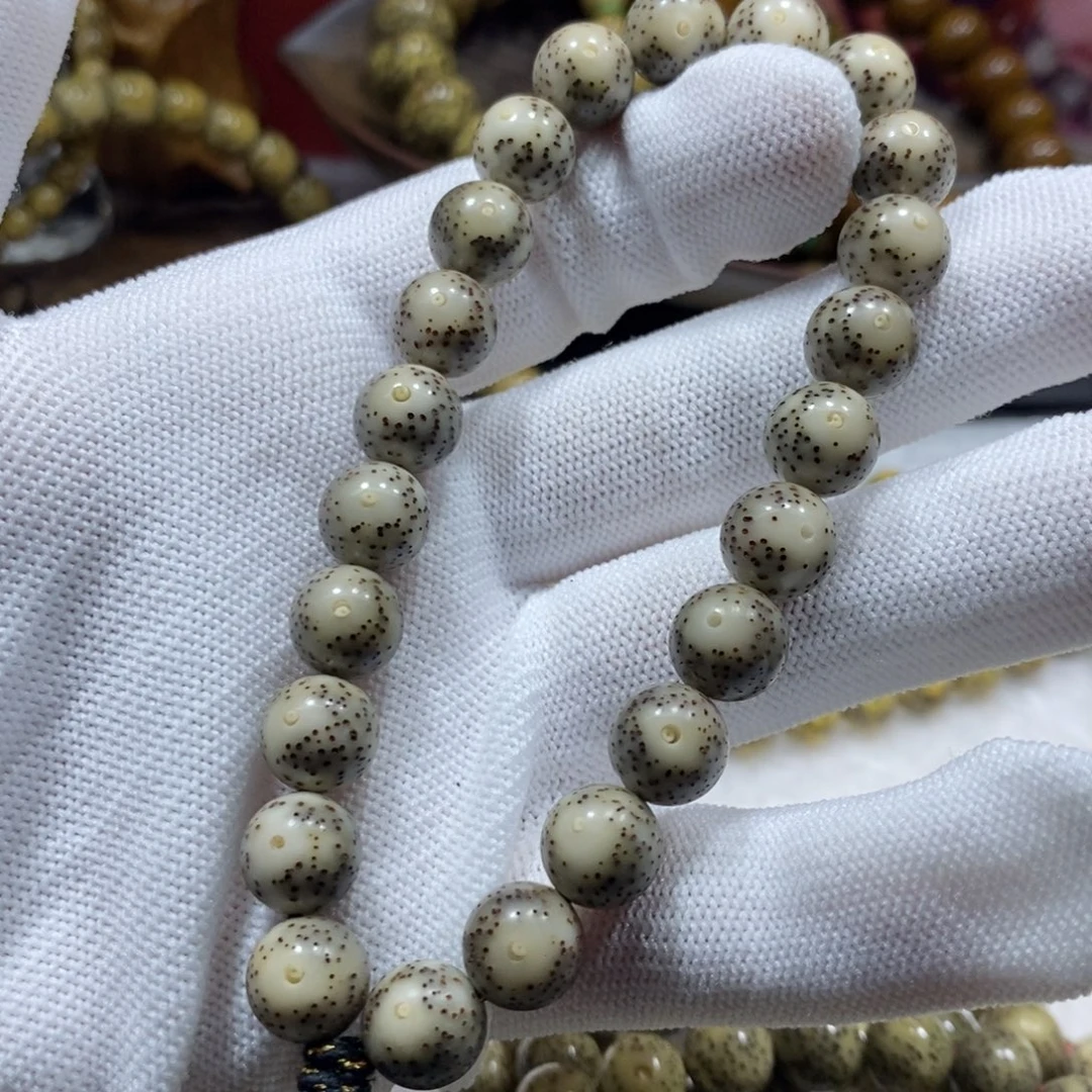 星月菩提手串灰糯冰10圆