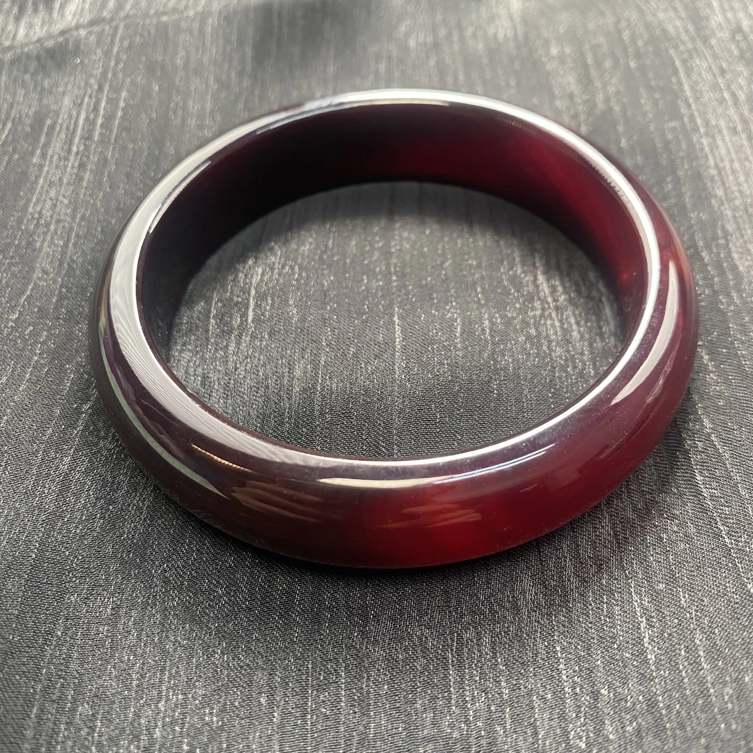 【杰少珠宝】TC16027暗红桖灵參珀玛瑙手镯(多样性发其一）